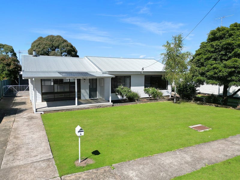 4 Miller Crescent, Hamilton, Vic 3300 Property Details