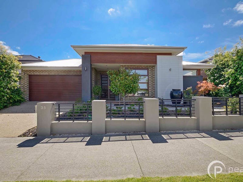 35 Grandvue Boulevard, Officer, Vic 3809 Property Details