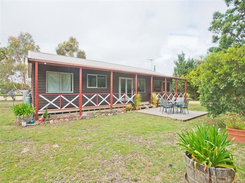 102 Muddy Lane, Myrniong, Vic 3341 Property Details