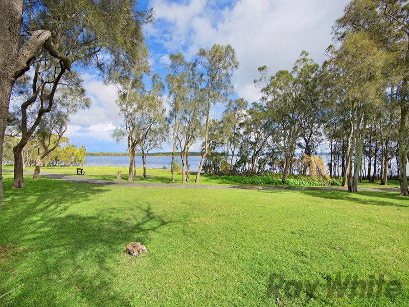 16 Diamond Head Drive, Budgewoi, NSW 2262 Property Details