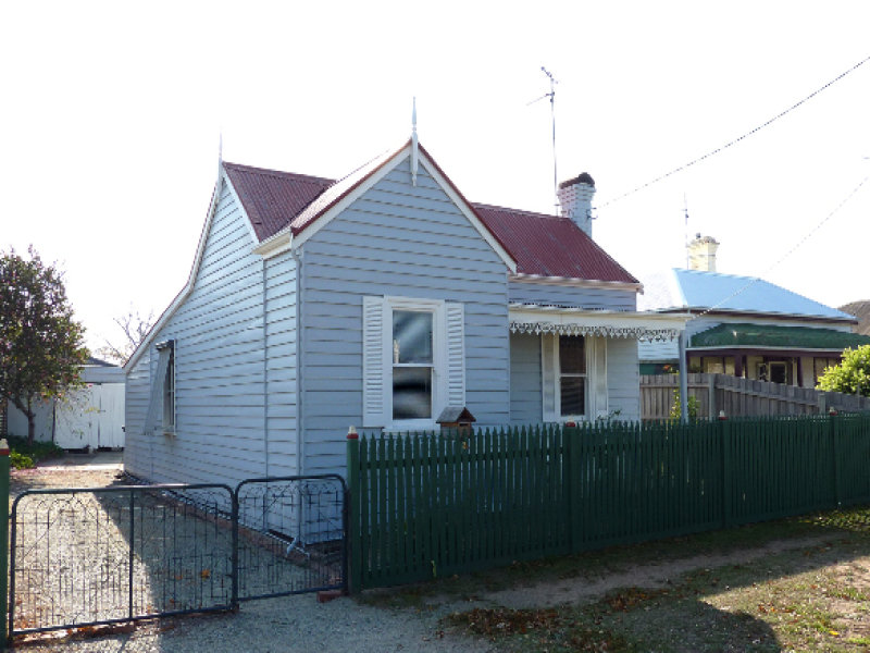 38 Mitchell Street, Bairnsdale, Vic 3875 Property Details