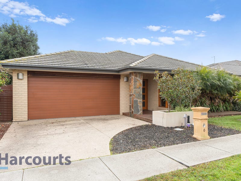 6 Sandarra Boulevard, Sandhurst, VIC 3977