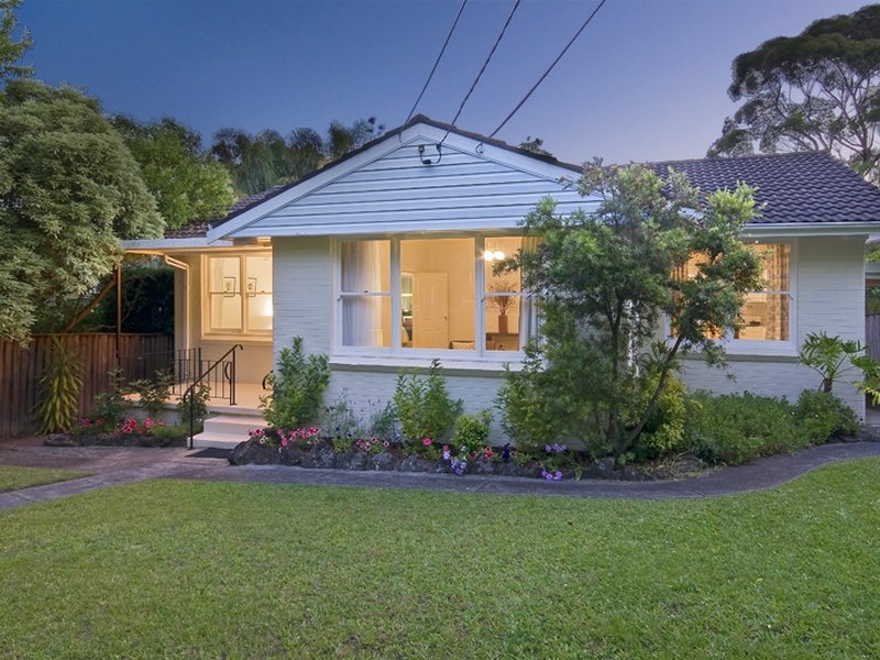 11 Canberra Avenue, Turramurra, NSW 2074 Property Details