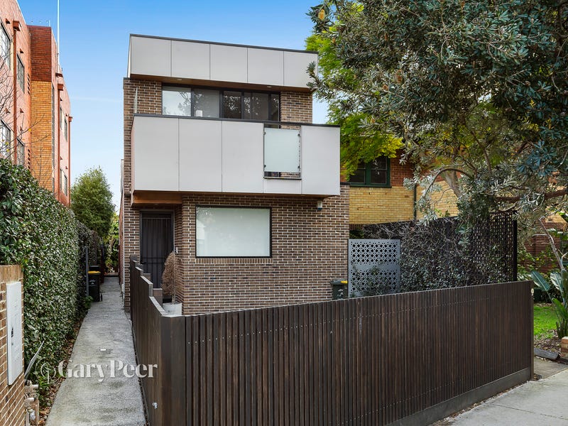2/3 Cowderoy Street, St Kilda West, VIC 3182
