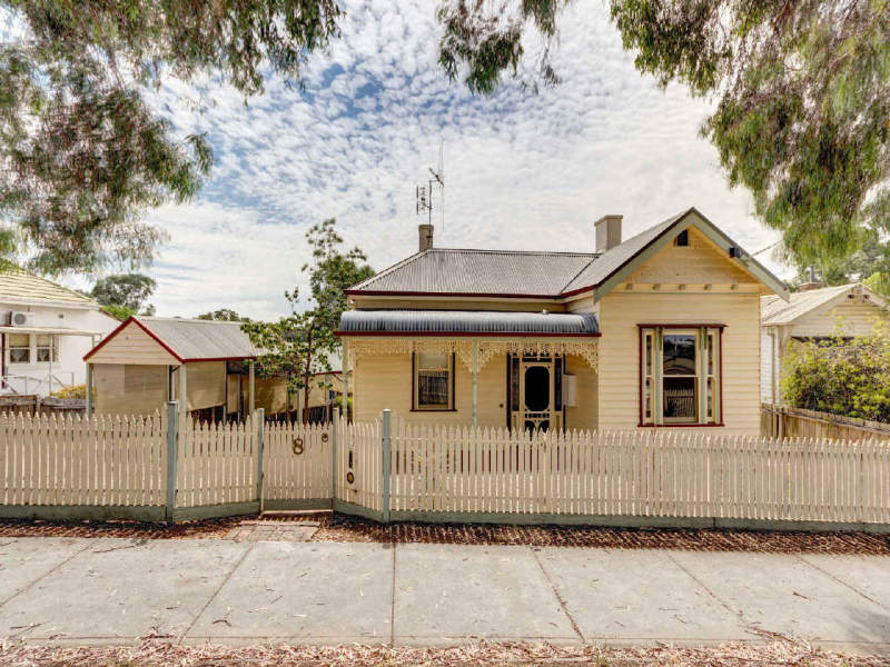8 ster Street, Bendigo, Vic 3550 Property Details