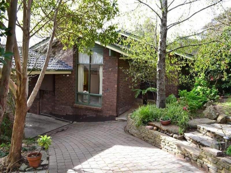 17 Wattle Tree Road, Bridgewater, SA 5155