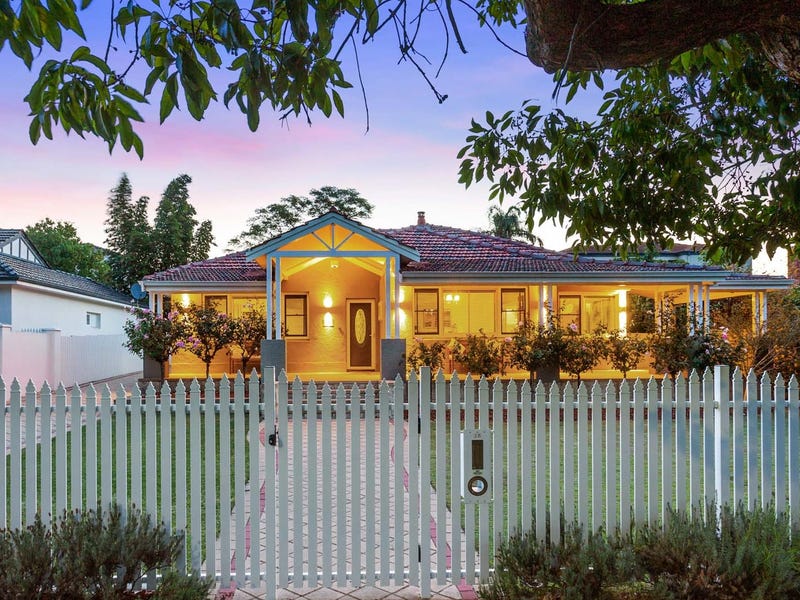 35 Lockhart Street, Como, WA 6152