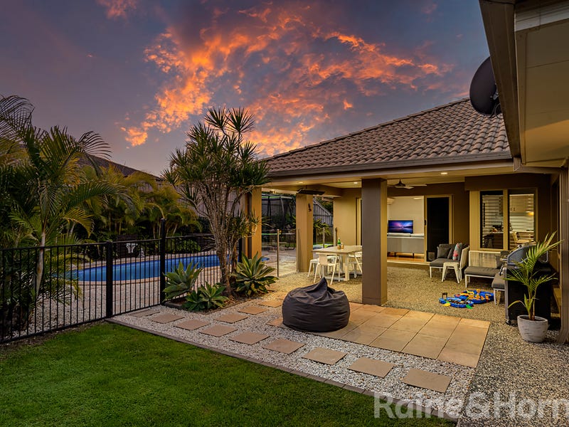 Houses for Sale in Redcliffe, QLD 4020 Pg. 7