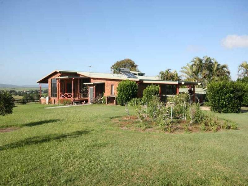 8 Old Woombah Road, Woombah, NSW 2469