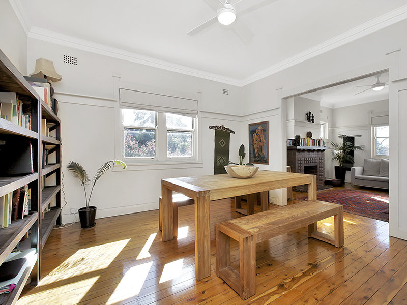 2/3 Carr Street, Coogee, NSW 2034 - Property Details