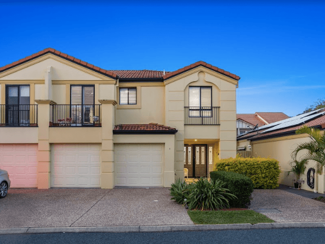 8/3856 Caseys Road, Hope Island, QLD 4212