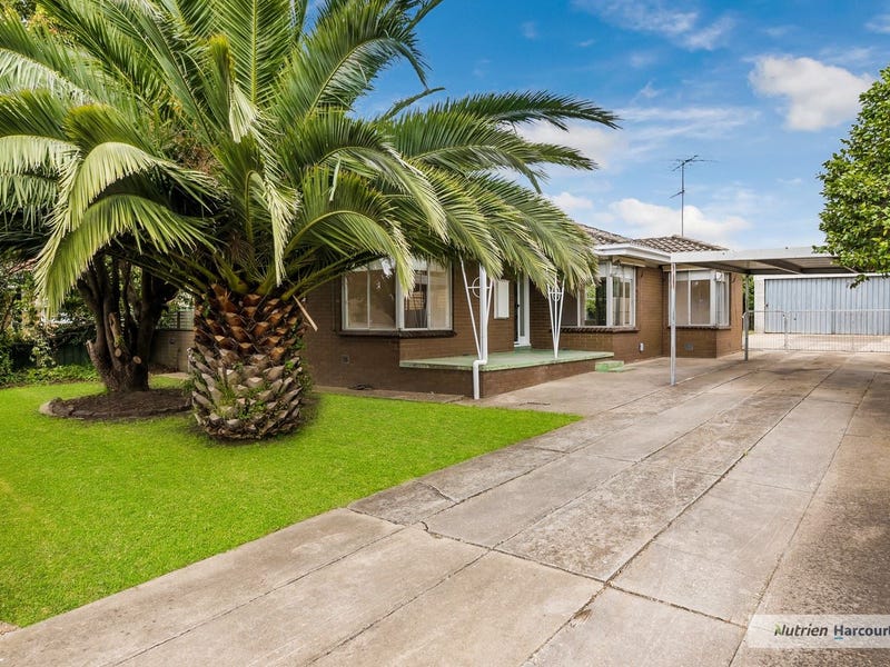 11 Rutledge Street, Kilmore, Vic 3764 Property Details