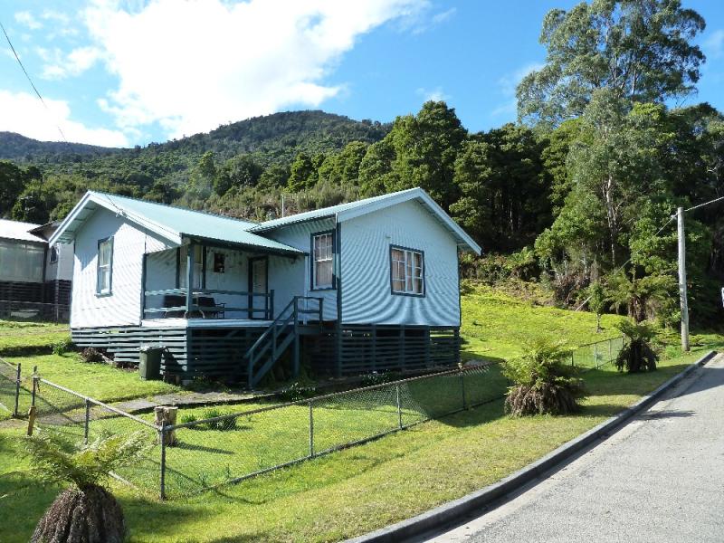 14 Clemons Street, Rosebery, Tas 7470 Property Details