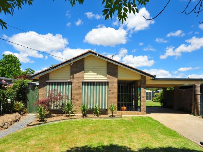 32 Waratah Way, Wodonga, VIC 3690