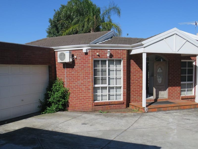 2/2 Roberts Street, Essendon, VIC 3040