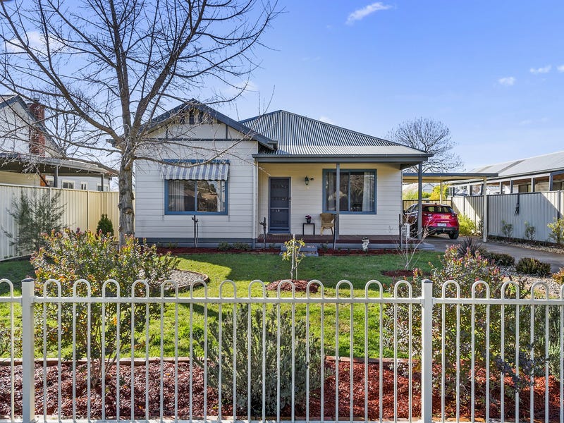 29 Charles Street, Benalla, VIC 3672