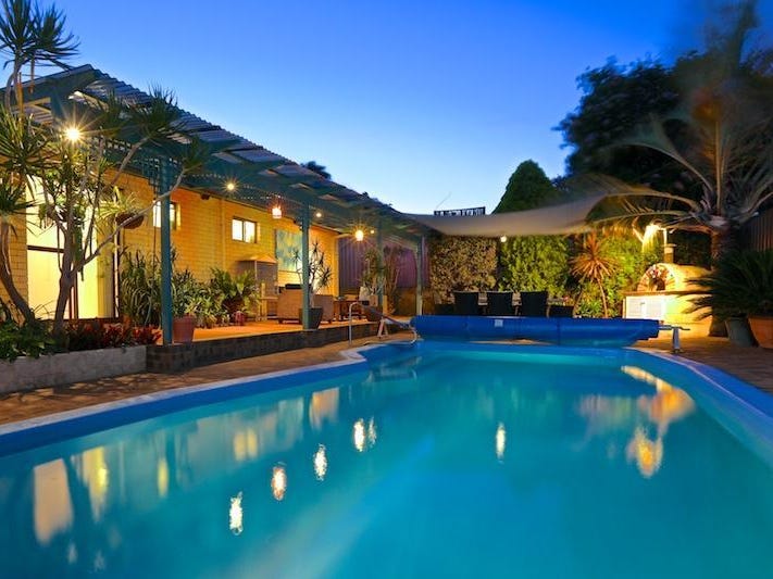 4 Lennoxtown Road, Duncraig, WA 6023 Property Details