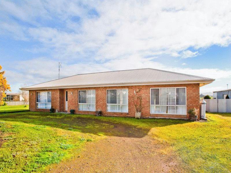 106 Black Street, Terang, VIC 3264