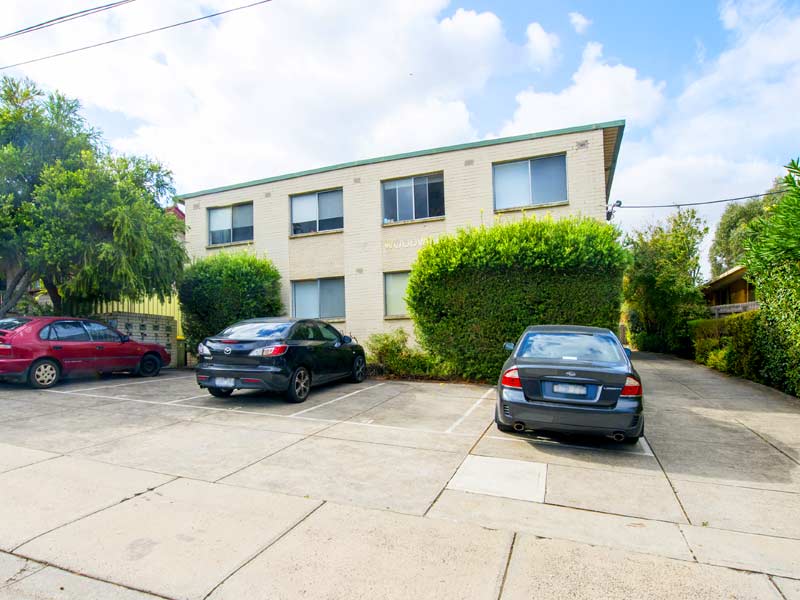 4/15 Woodvale Close, Essendon, VIC 3040