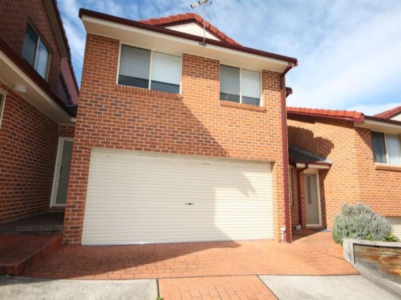 3/50 Russell St, Woonona, NSW 2517 Property Details