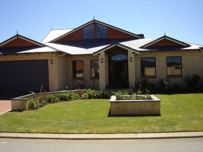 10 Podman Turn, Madora Bay, WA 6210