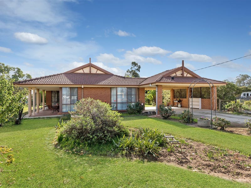 911 Station Street, Koondrook, Vic 3580 Property Details
