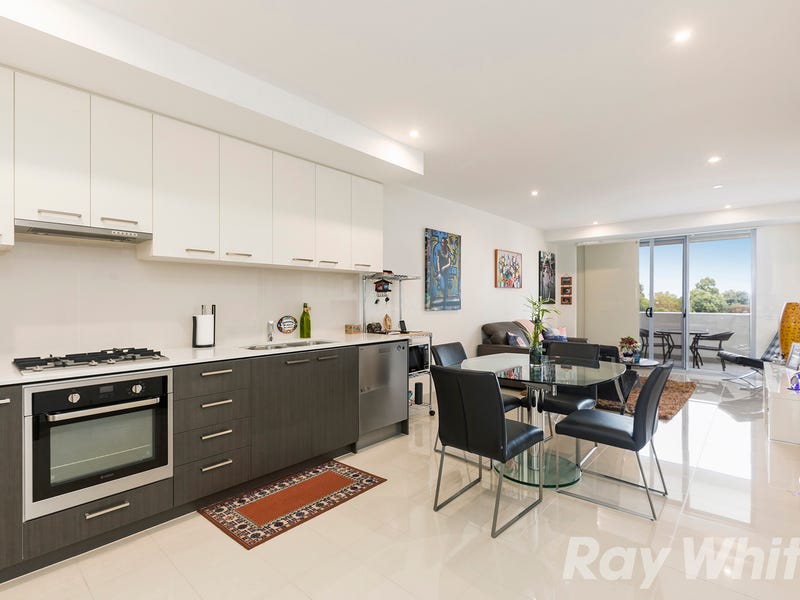 208/5 Sandbelt Close, Heatherton, Vic 3202 Property Details