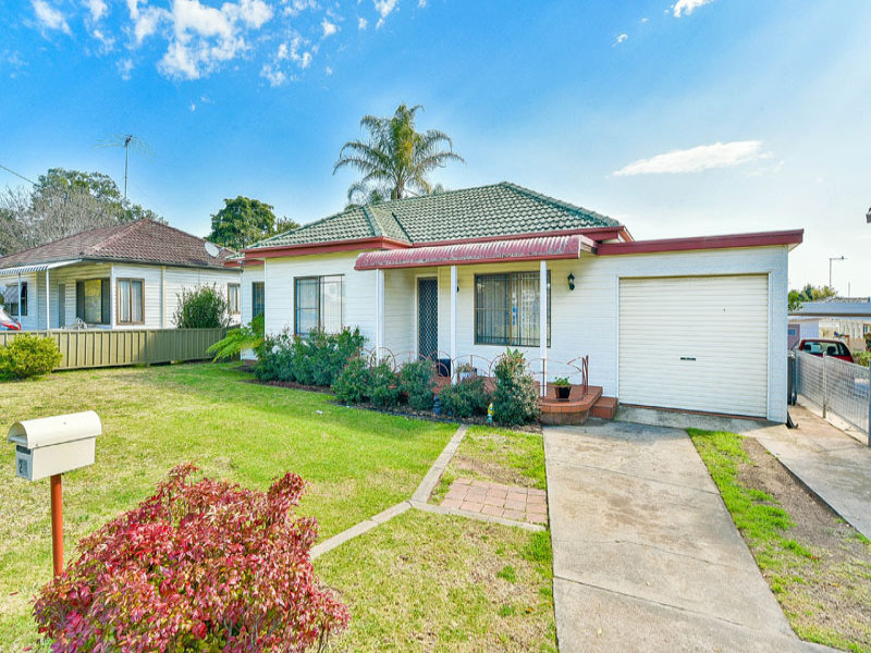 21 Waminda Avenue, Campbelltown, NSW 2560 Property Details