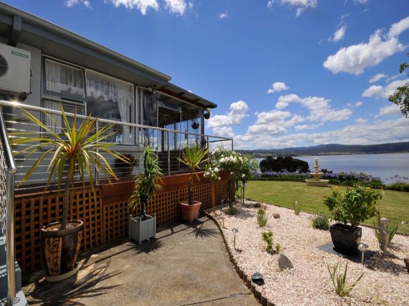 99 Rosevears Drive, Rosevears, Tas 7277 Property Details