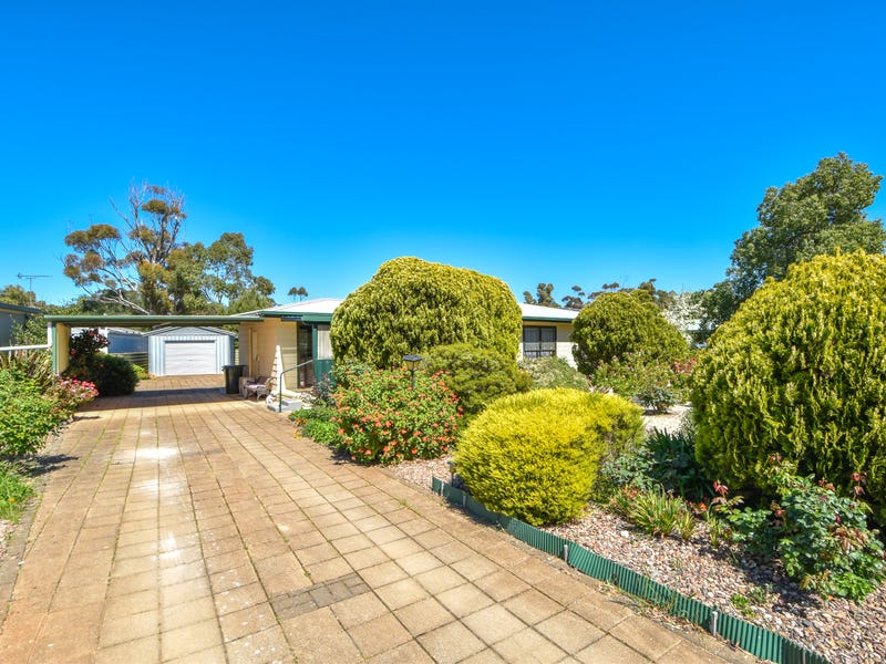 2 Gloucester Rd, Jamestown, SA 5491 Property Details