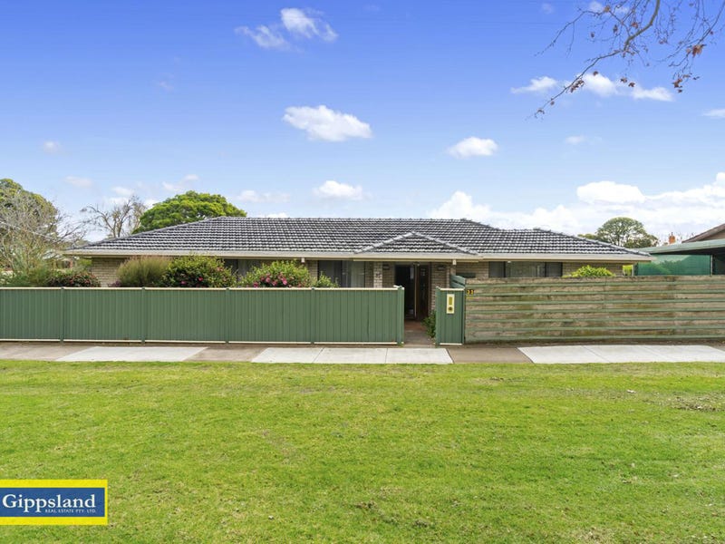 33 Foster Street, Maffra, Vic 3860 Property Details