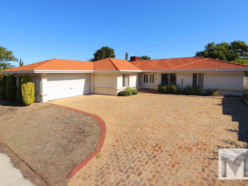 30 Winthrop Drive, Winthrop, WA 6150