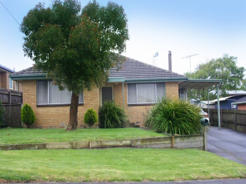 4 MAIR CRESCENT, Korumburra, Vic 3950 Property Details