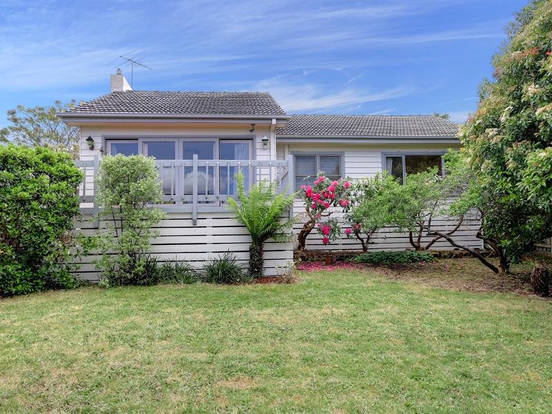 17 Woolston Drive, Frankston South, VIC 3199