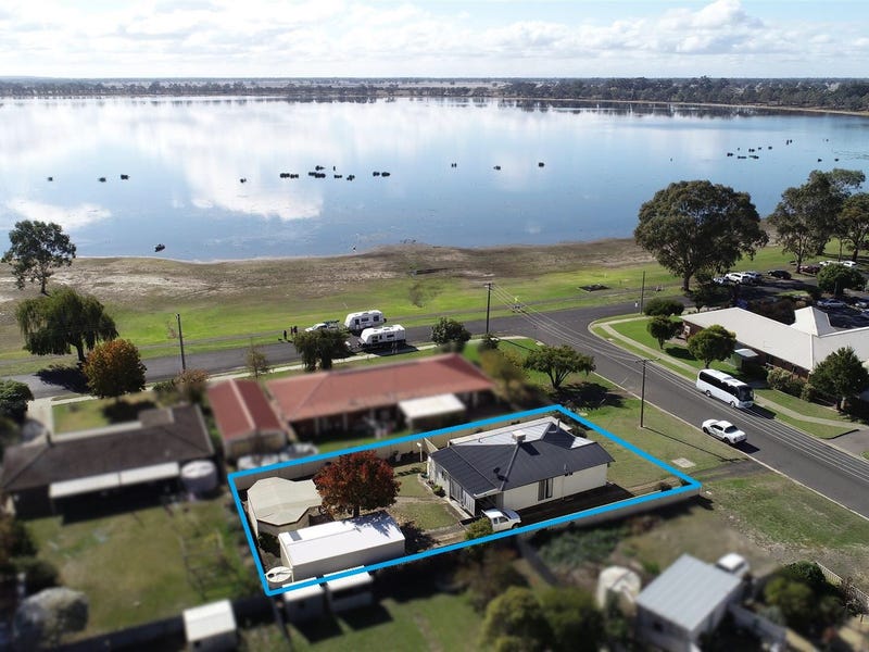 1 Mollison Street, Edenhope, Vic 3318 Property Details