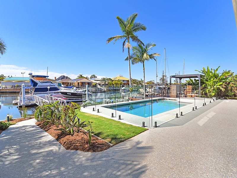 39 Markham Avenue, Runaway Bay, QLD 4216