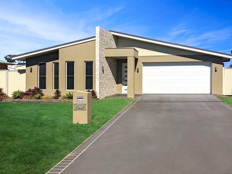 4 Lawton Place, Miles, Qld 4415 Property Details