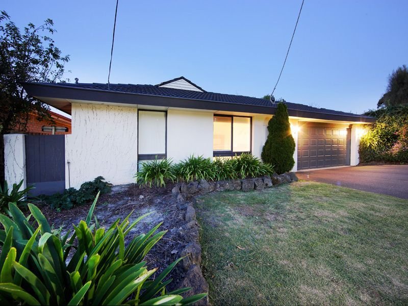 27 Golf Links Rd, Frankston, Vic 3199 Property Details