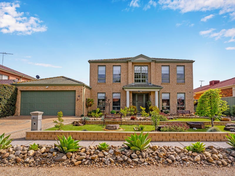 Houses for Sale in Werribee, VIC 3030 Pg. 3