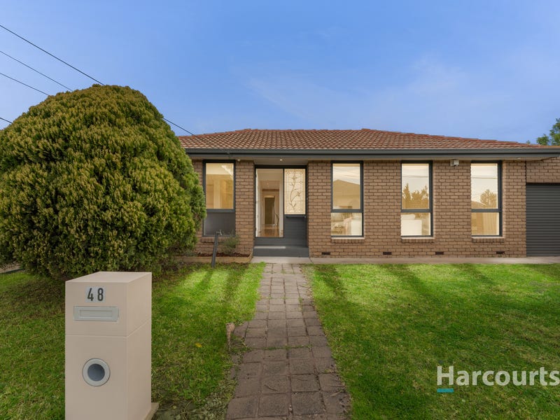 48 Chester Crescent, Deer Park, Vic 3023 Property Details