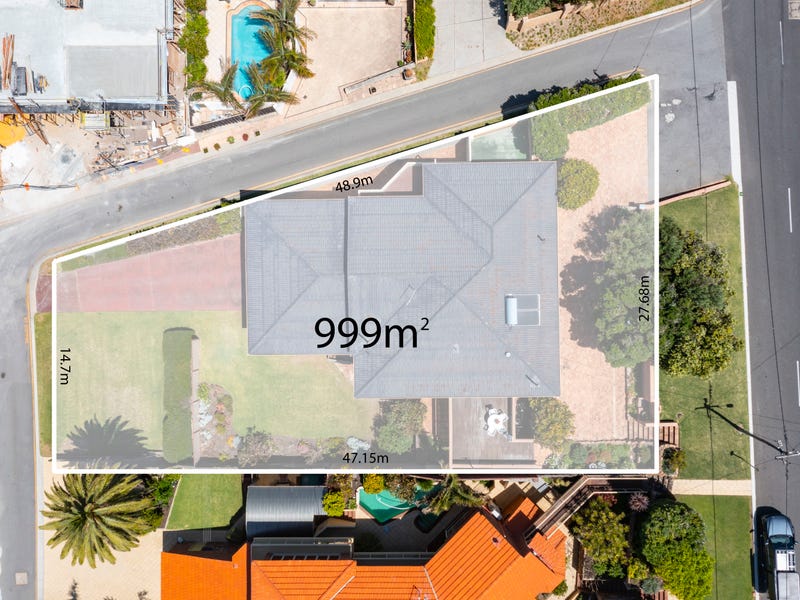 2 Clontarf Street, Sorrento, WA 6020 Property Details