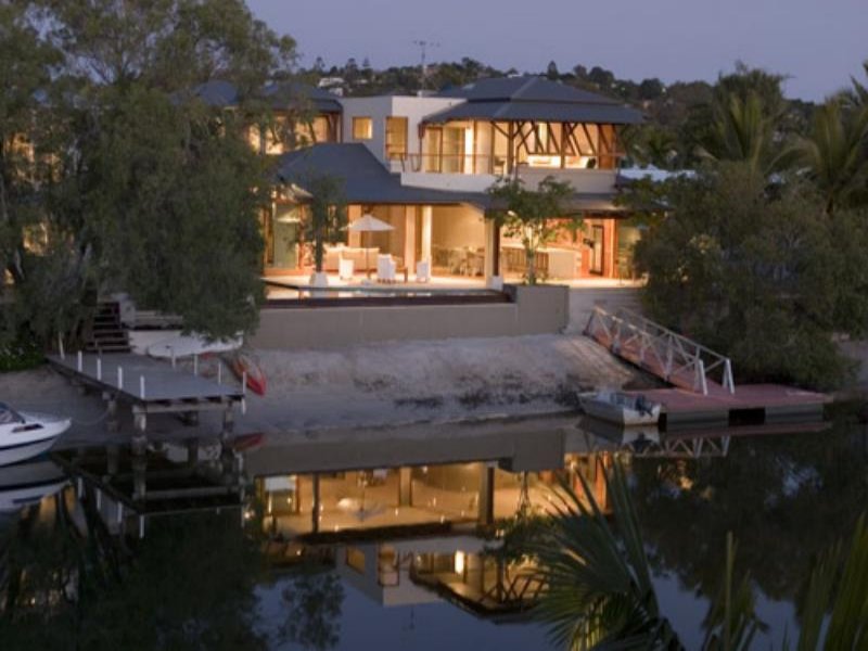 11 Wyuna Drive, Noosaville, QLD 4566