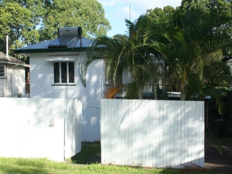 35 Logan Avenue, Oxley, Qld 4075