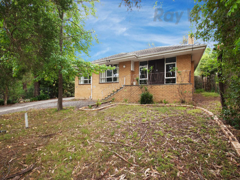 92 LINCOLN ROAD, Croydon, Vic 3136 Property Details