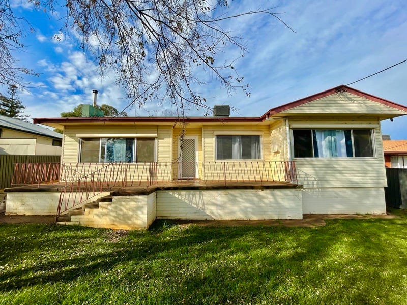 155 Currajong Street, Parkes, NSW 2870 Property Details