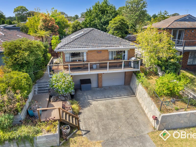 16 Hillcrest Road, Frankston, VIC 3199