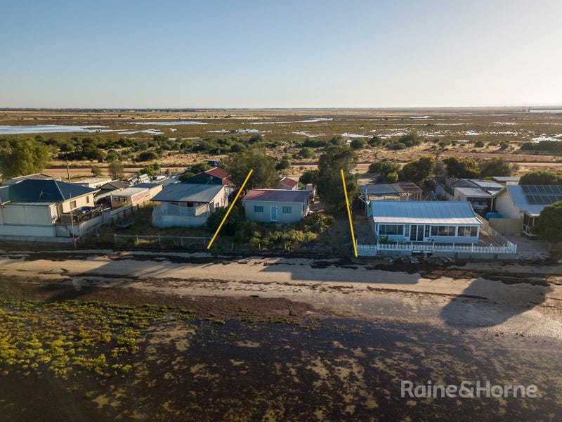 Houses for Sale in Middle Beach, SA 5501
