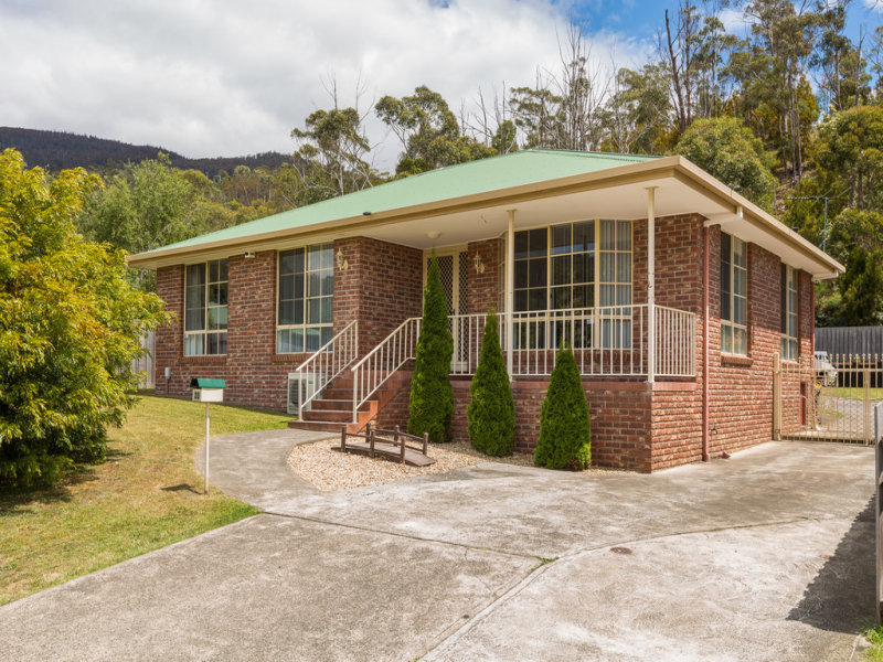 28 Godfrey Road, Claremont, TAS 7011