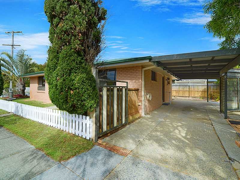 52 Twenty Sixth Avenue, Palm Beach, QLD 4221