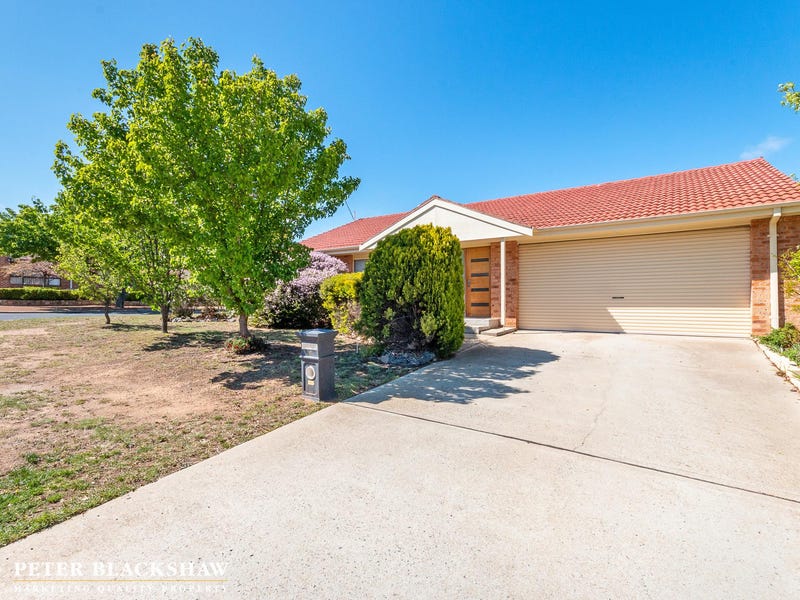 16 Brudenell Drive, Jerrabomberra, NSW 2619